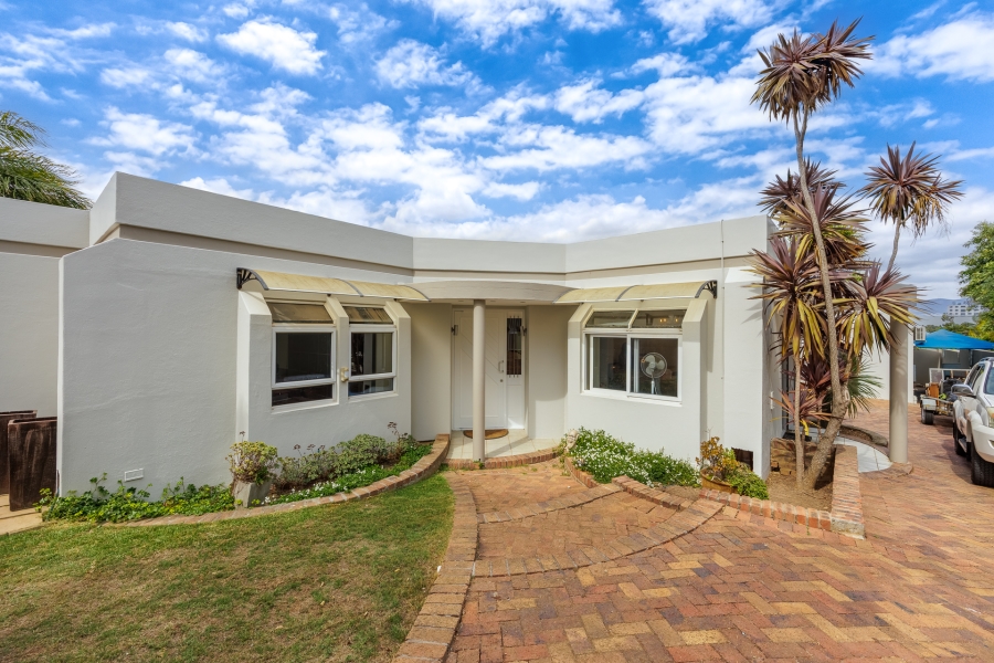 4 Bedroom Property for Sale in Aurora Western Cape